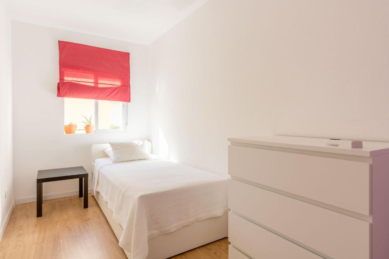 Colours Apartment And Garage Historical Center 4 Pax Sevilla Eksteriør billede